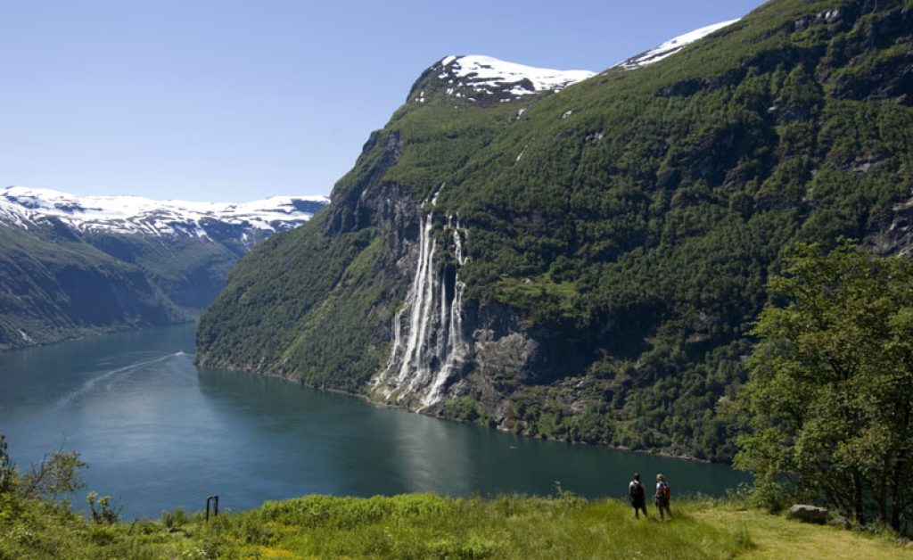 norway school trips geirangerfjord vn